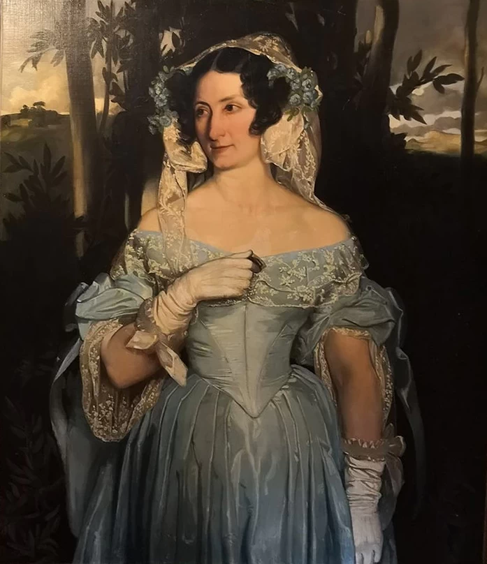 La signora in blu, la signora Charvet, all'anagrafe Catherine Fevez